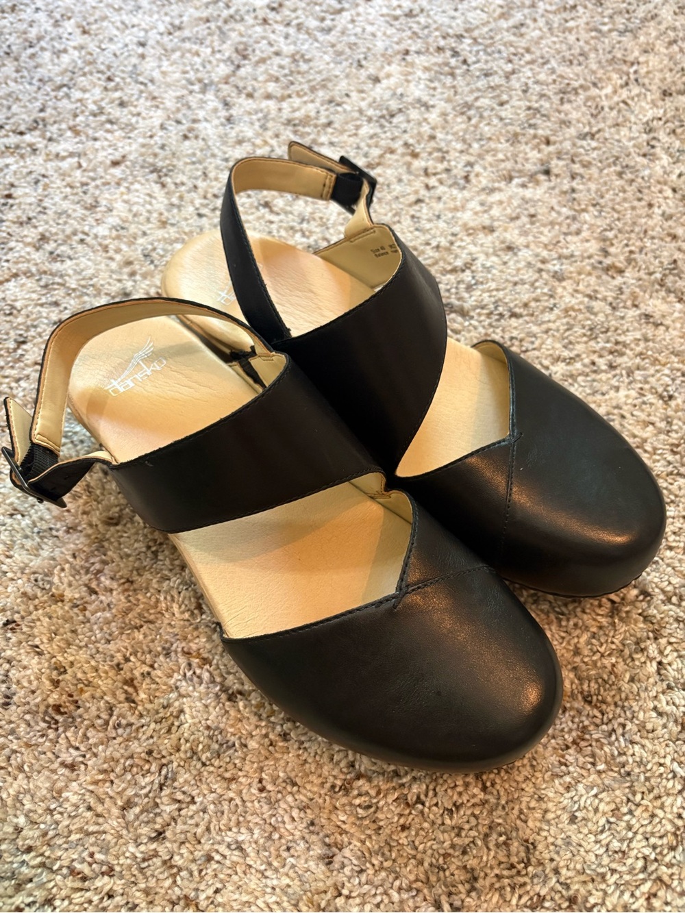 Dansko Black Leather Crossover Slingback Sandals Size 40 EUC